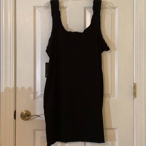 Black No Boundaries Dress, XL - Picture 2 of 4